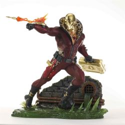 Estatua Profit Director...
